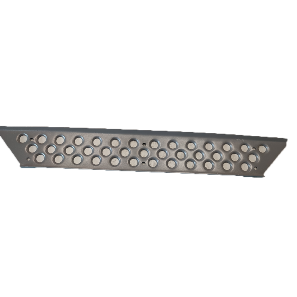 CENTRE SPOILER GRILLE FOR MB ACTROS